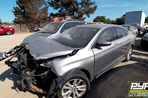 Photo of 2016 Chrysler 200