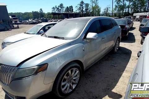 Photo of 2010 Lincoln Mkt