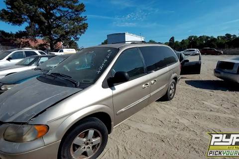 Photo of 2003 Dodge Grand Caravan