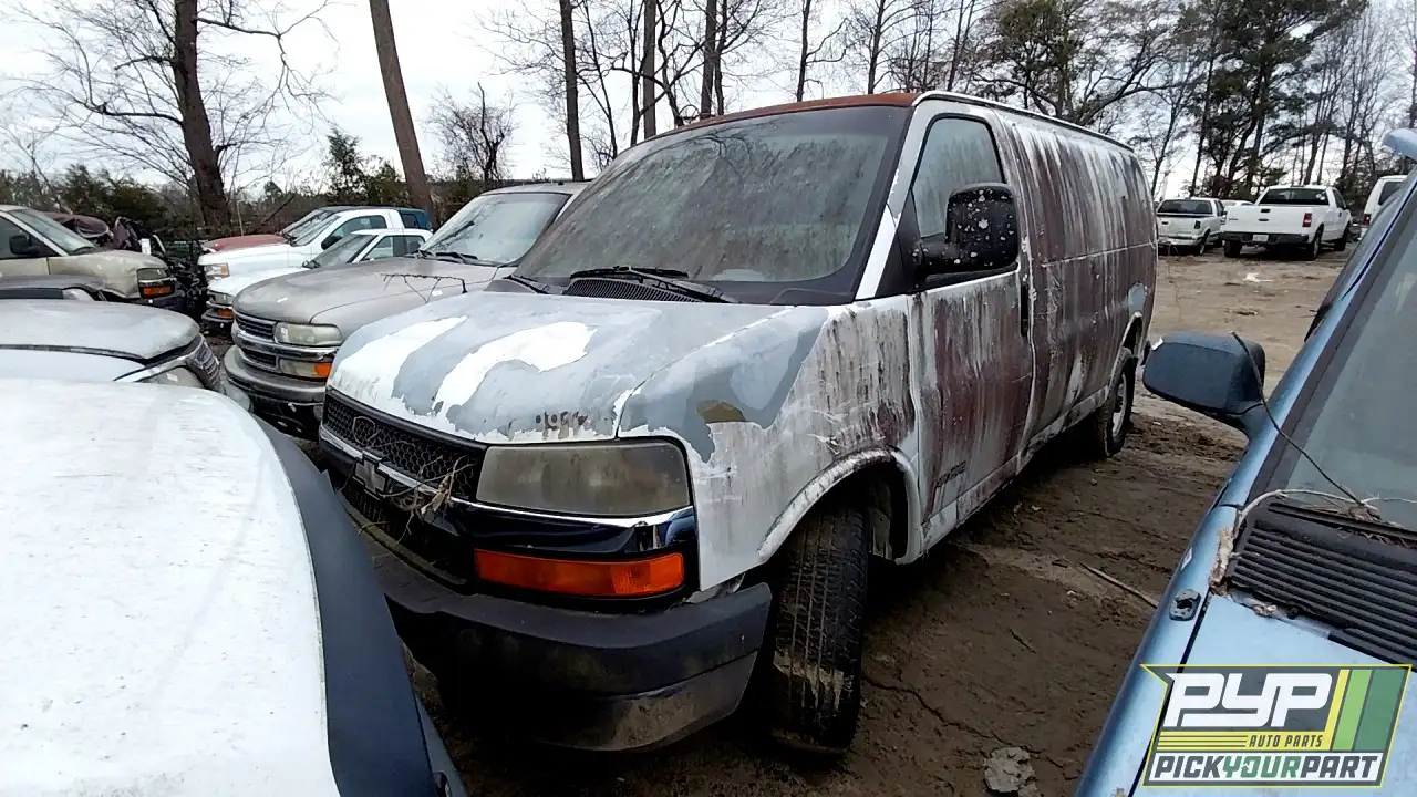 Photo of 2003 Chevrolet Express 3500