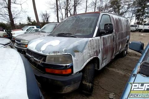Photo of 2003 Chevrolet Express 3500