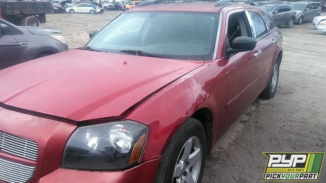 Photo of 2005 Dodge Magnum