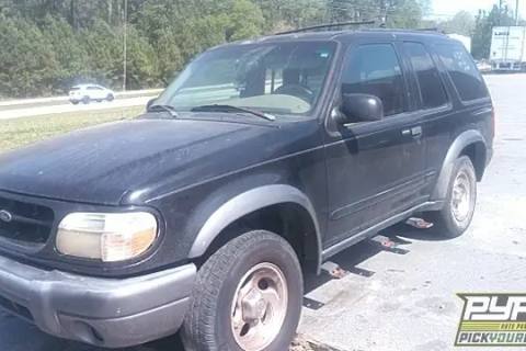 Photo of 1999 Ford Explorer