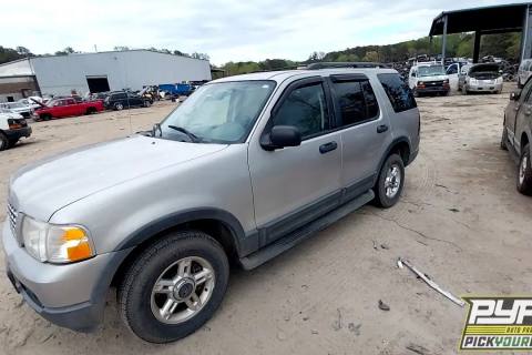 Photo of 2003 Ford Explorer
