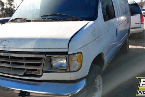 Photo of 1996 Ford E-250 Econoline