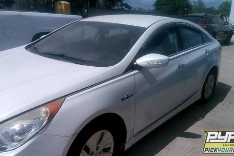 Photo of 2013 Hyundai Sonata