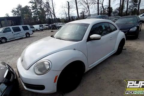Photo of 2013 Volkswagen Beetle