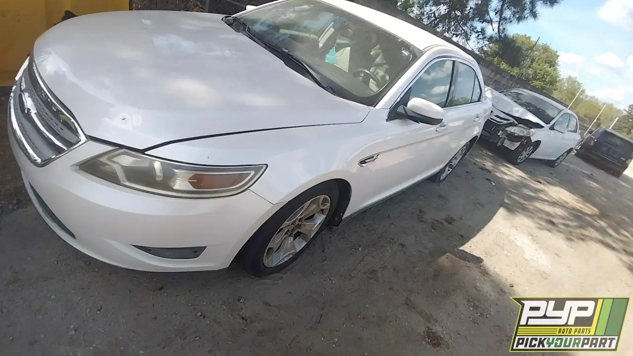 Photo of 2012 Ford Taurus