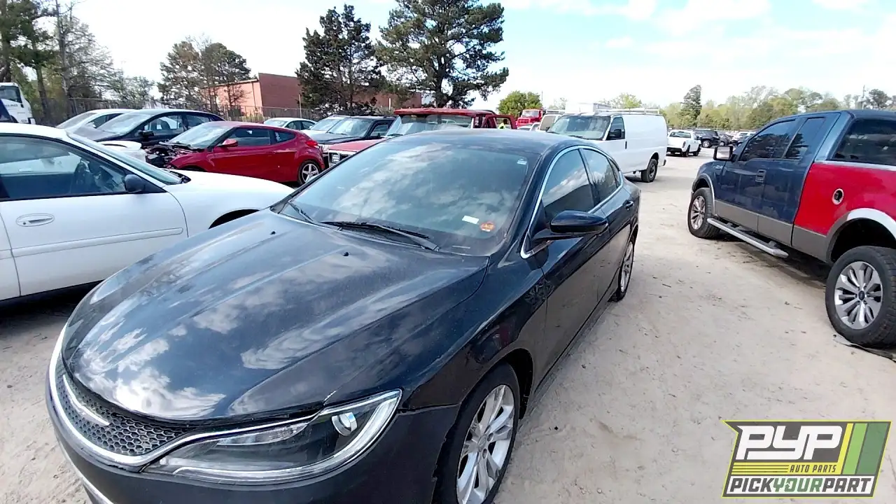 Photo of 2015 Chrysler 200