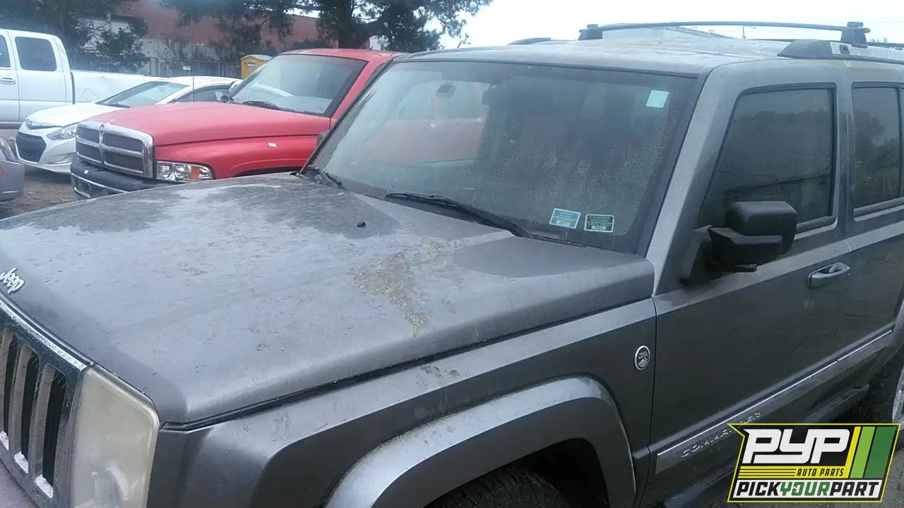 Photo of 2008 Jeep Commander