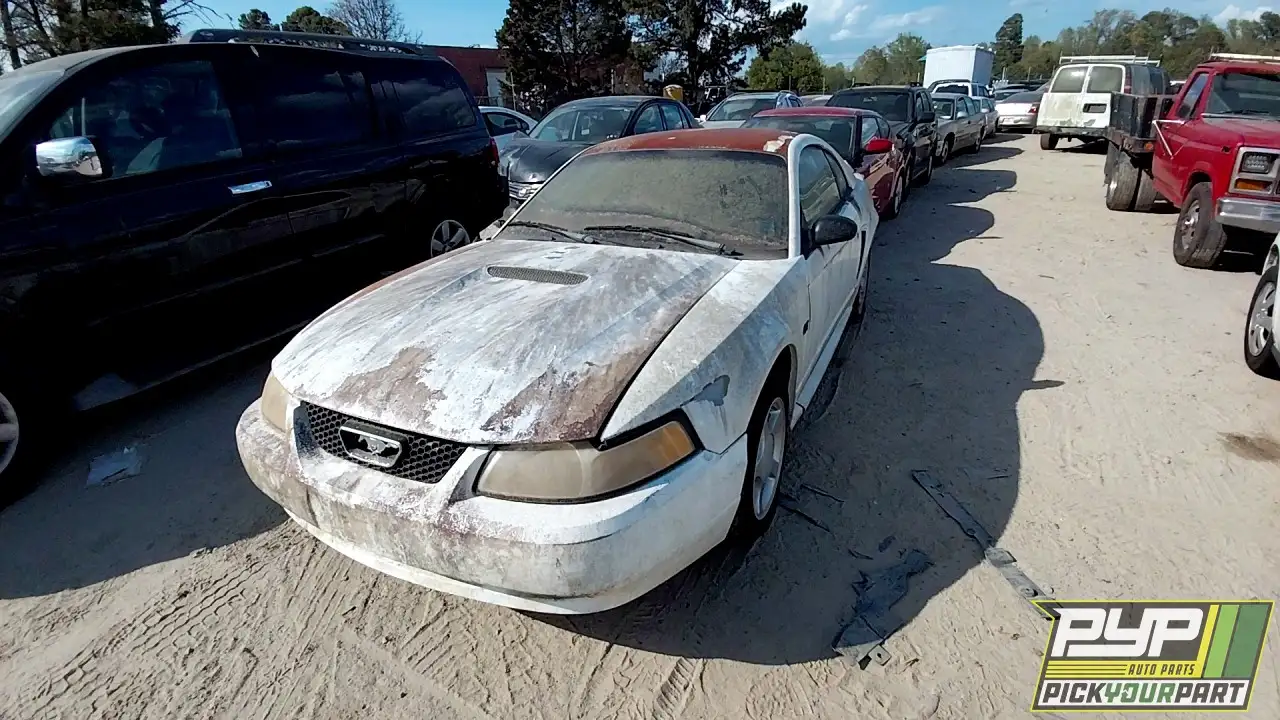 Photo of 2000 Ford Mustang