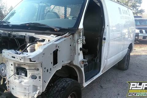 Photo of 2008 Ford E-350 Super Duty