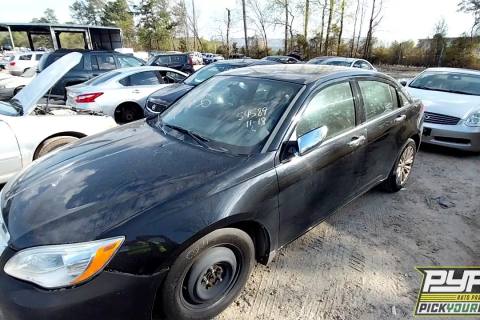 Photo of 2013 Chrysler 200