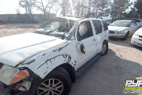 Photo of 2005 Nissan Pathfinder