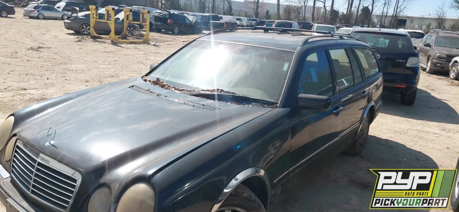 Photo of 1999 Mercedes-Benz E320