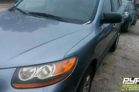 Photo of 2009 Hyundai Santa Fe
