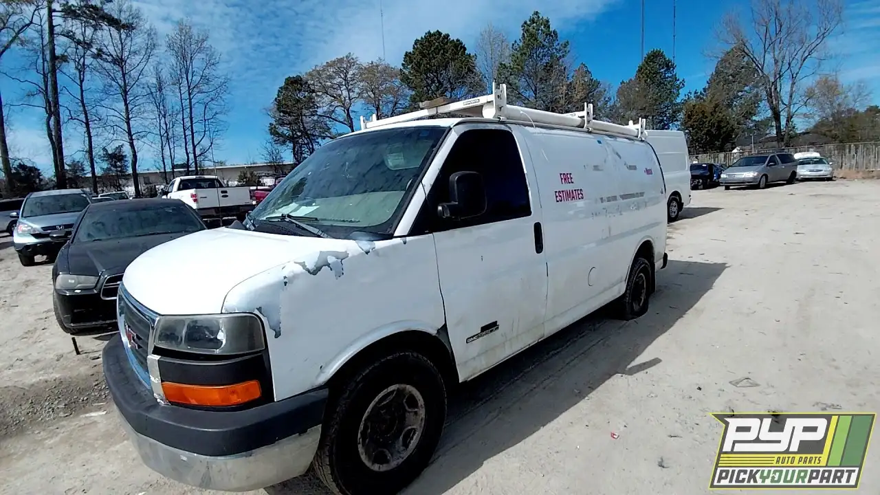 Photo of 2004 Gmc Savana 3500