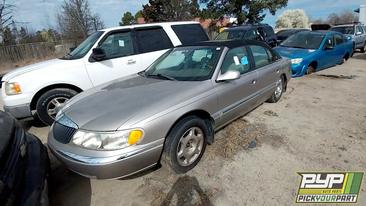 Photo of 2000 Lincoln Continental