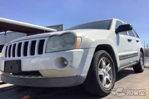 Photo of 2005 Jeep Grand Cherokee