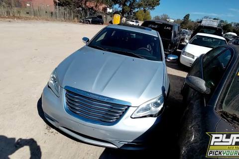Photo of 2011 Chrysler 200