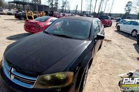 Photo of 2013 Dodge Avenger