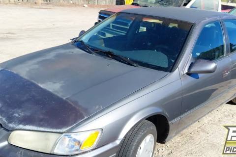 Photo of 1998 Toyota Camry