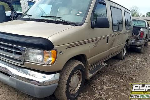 Photo of 2000 Ford E-150 Econoline