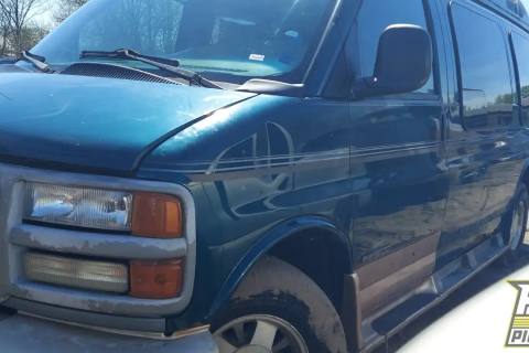 Photo of 1999 Gmc Savana 1500