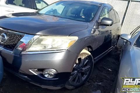 Photo of 2013 Nissan Pathfinder