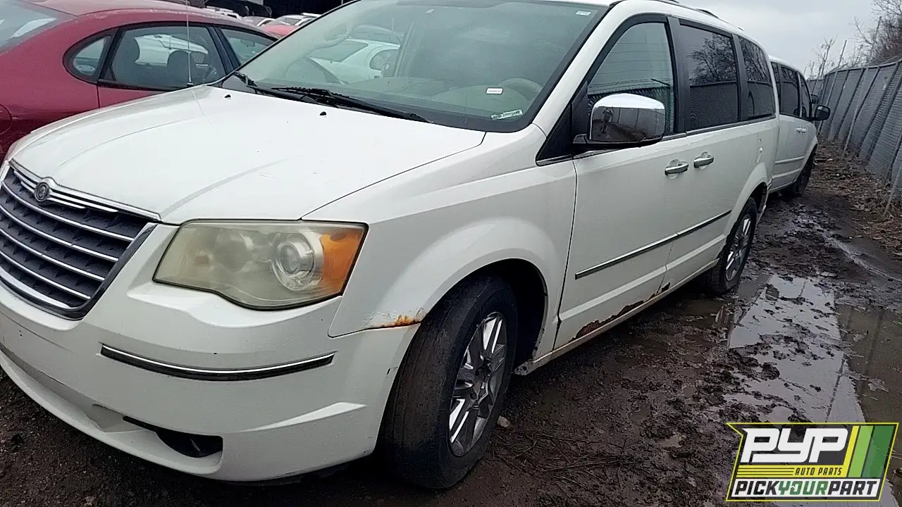 Photo of 2008 Chrysler Town & Country
