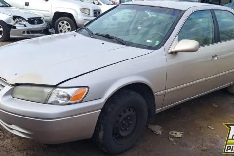 Photo of 1997 Toyota Camry