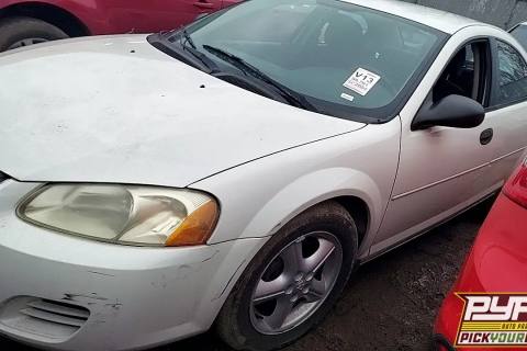 Photo of 2004 Dodge Stratus