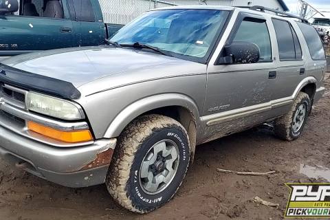 Photo of 2002 Chevrolet Blazer