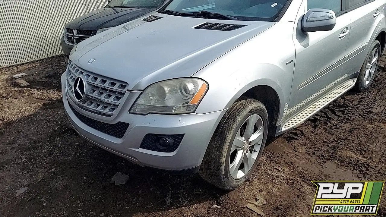 Photo of 2009 Mercedes-Benz Ml320