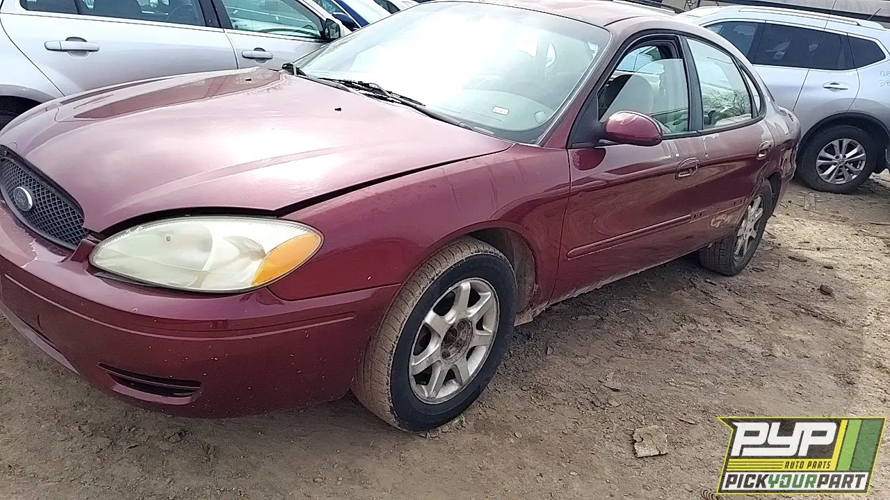 Photo of 2005 Ford Taurus