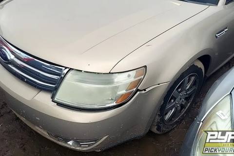 Photo of 2008 Ford Taurus
