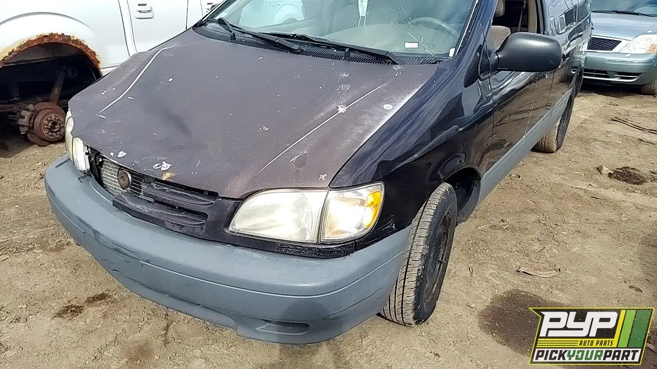Photo of 2001 Toyota Sienna