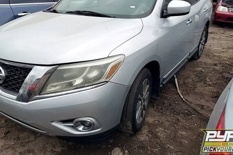 Photo of 2014 Nissan Pathfinder
