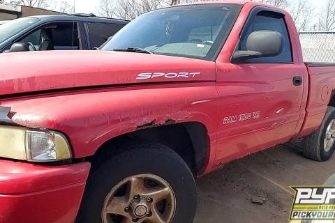 Photo of 2001 Dodge Ram 1500