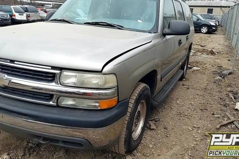 Photo of 2002 Chevrolet Suburban 1500