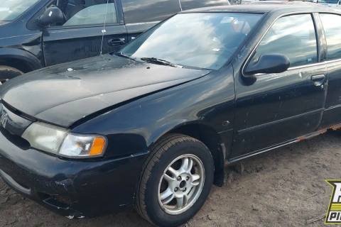 Photo of 1999 Nissan Sentra