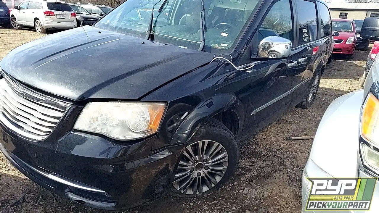 Photo of 2013 Chrysler Town & Country