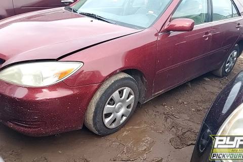 Photo of 2004 Toyota Camry
