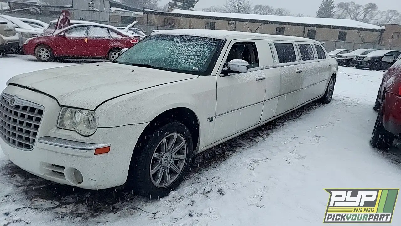 Photo of 2005 Chrysler 300