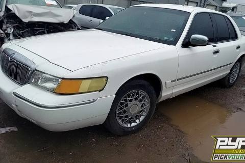 Photo of 2000 Mercury Grand Marquis