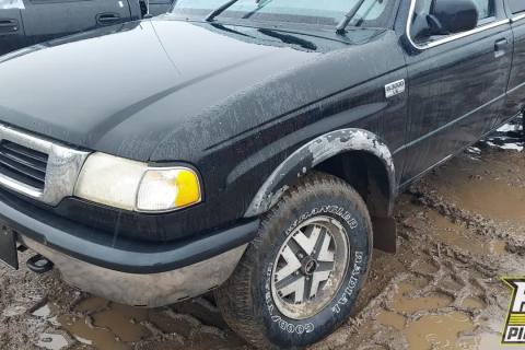 Photo of 1999 Mazda B3000