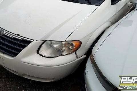 Photo of 2007 Chrysler Town & Country