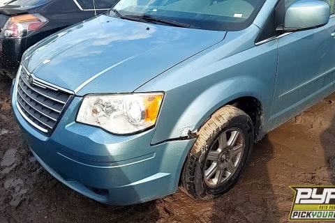 Photo of 2008 Chrysler Town & Country