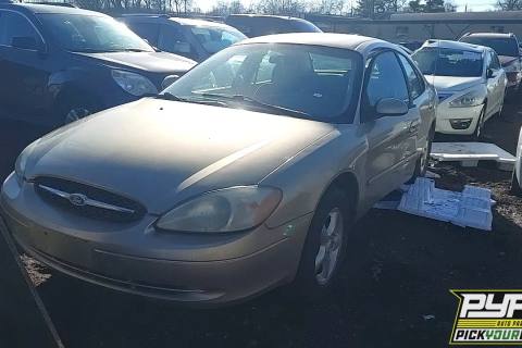 Photo of 2001 Ford Taurus