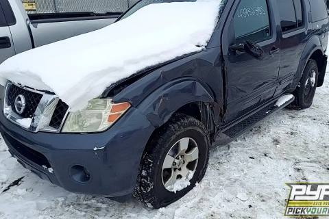 Photo of 2010 Nissan Pathfinder